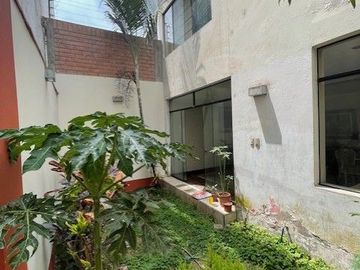 VENTA DE CASA EN CONDOMINIO CERRADO EN MAGDALENA DEL MAR