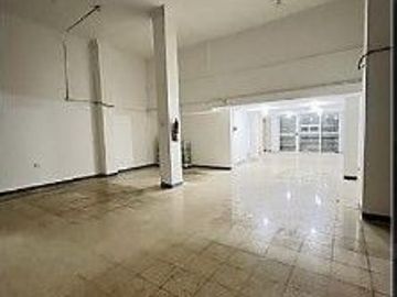 SE VENDE DE OPORTUNIDAD EDIFICIO COMERCIAL RENTERO SECTOR CENTRO DE GUAYAQUIL - GUAYAQUIL