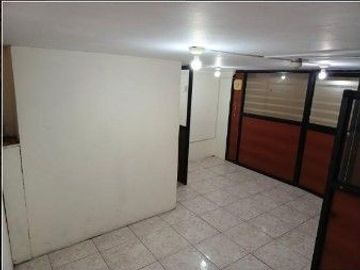 SE VENDE DE OPORTUNIDAD EDIFICIO COMERCIAL RENTERO SECTOR CENTRO DE GUAYAQUIL - GUAYAQUIL