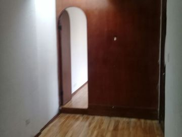 SE VENDE AMPLIA PROPIEDAD CON 2 FRENTES Y TERRENO SECTOR SANGOLQUI - VALLE DE LOS CHILLOS