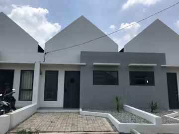 RUMAH BARU SIAP HUNI DEKAT EXIT TOL SADANG DAN ALUN2 PURWAKARTA.