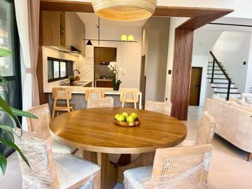 Furnished Corner Modern Asian home wih  7br house and swimming pool