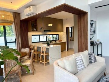 Furnished Corner Modern Asian home wih  7br house and swimming pool