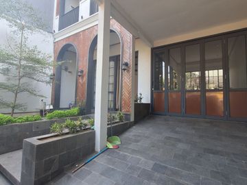 Rumah siap huni minimalis di Cempaka putih Jakarta pusat
