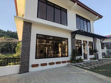 Exclusive 5-Bedroom House for Sale in Sun Valley, Antipolo City – Overlooking Golf Course with Premium Amenities