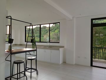 Exclusive 5-Bedroom House for Sale in Sun Valley, Antipolo City – Overlooking Golf Course with Premium Amenities