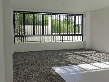 Exclusive 5-Bedroom House for Sale in Sun Valley, Antipolo City – Overlooking Golf Course with Premium Amenities