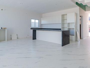 Casa en Venta, Residencial El Delfin, Marina Mazatlán