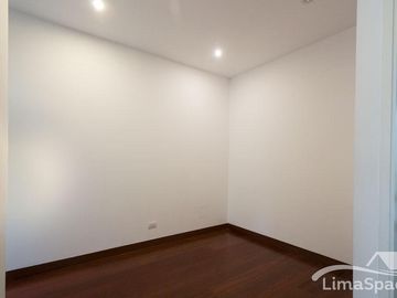 Hermoso departamento con jardín en urbanización privada (El Rancho)