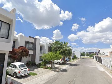 CASA EN REMATE BANCARIO EN CORREGIDORA QUERETARO