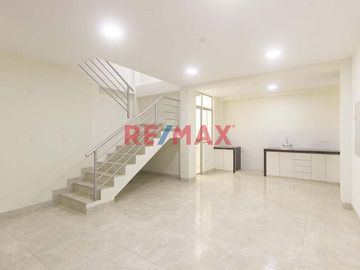 Se Alquila Casa De 7 Habitaciones Con 7 Baños Completos Junto Al Rebagliati, Jesús María