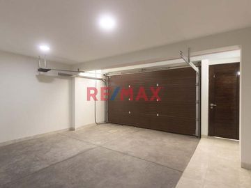 Se Alquila Casa De 7 Habitaciones Con 7 Baños Completos Junto Al Rebagliati, Jesús María