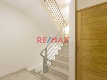 Se Alquila Casa De 7 Habitaciones Con 7 Baños Completos Junto Al Rebagliati, Jesús María