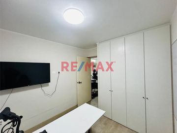 ID: 1097262 Vendo Amplio Flat 101M2 De 2 Dorms En Av. 28 De Julio - Miraflores