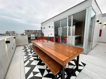 ID: 1097262 Vendo Amplio Flat 101M2 De 2 Dorms En Av. 28 De Julio - Miraflores