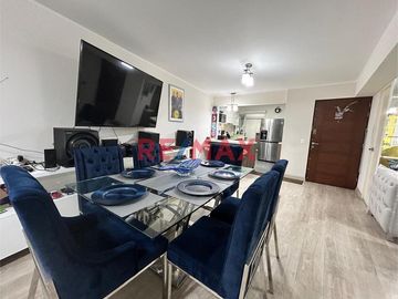 ID: 1097262 Vendo Amplio Flat 101M2 De 2 Dorms En Av. 28 De Julio - Miraflores