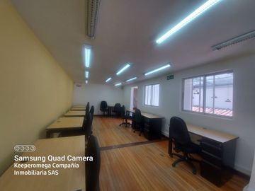 Oficina Casa en Venta, La Soledad, Bogotá D.C.