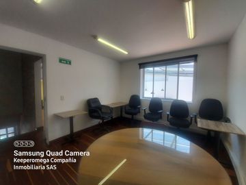 Oficina Casa en Venta, La Soledad, Bogotá D.C.