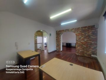 Oficina Casa en Venta, La Soledad, Bogotá D.C.