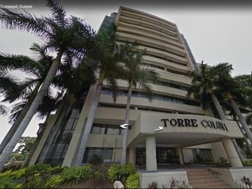 Venta Dpto. 130 m2 Edif. Torre Colon, a lado Hotel Hilton -Urbanización Kennedy-Norte (totalmente remodelado, decorado y amoblado, con parqueo)