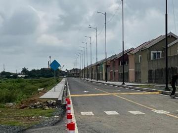Venta 2.85 Has, La Aurora - Cantón Daule. Terreno Esquinero, Uso Habitacional