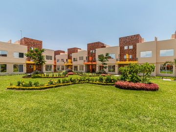 Casa con Rood Garden, seguridad en condominio en Morelos
