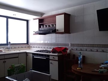 Casa 4 Recamaras, 4 Baños, Estacionamiento 3 Autos