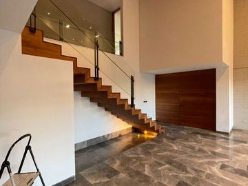 Casa en Venta en Privada Las Haciendas, Lomas 4a. Seccion 3 recamaras
