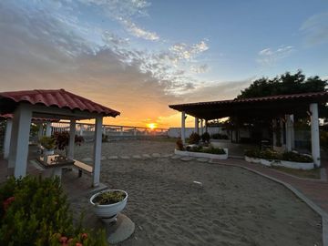 TERRENO EN VENTA, VILLAMIL PLAYAS, SECTOR  ARENAS DEL PACIFICO