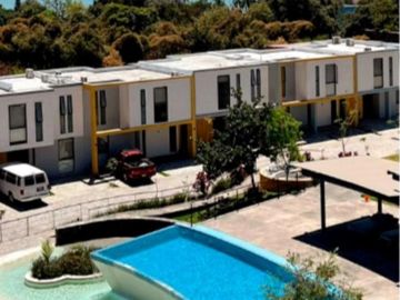 CASA EN PIEDRA VIVA