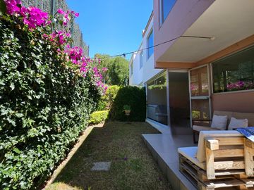 Cumbaya, Venta Casa Adosada a un Solo Lado, Junto a La Vieja Hacienda