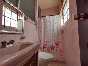 Casa en Venta con 2 departamentos, Cerca Metro Potrero, Col Guadalupe Insurgentes, Gustavo A. Madero CDMX