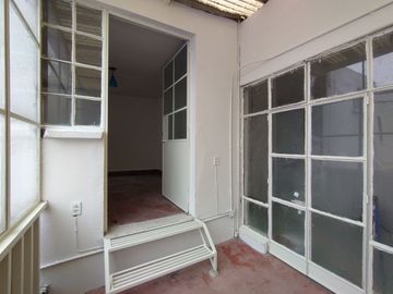Casa en Venta con 2 departamentos, Cerca Metro Potrero, Col Guadalupe Insurgentes, Gustavo A. Madero CDMX