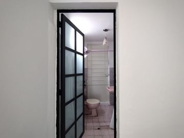 Casa en Venta con 2 departamentos, Cerca Metro Potrero, Col Guadalupe Insurgentes, Gustavo A. Madero CDMX