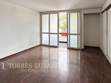 OCASIÓN VENTA DE CASA DE 3 PISOS 180M2 DE TERRENO CON LOCAL COMERCIAL  EN PUEBLO LIBRE