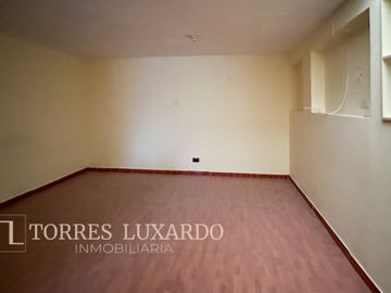 OCASIÓN VENTA DE CASA DE 3 PISOS 180M2 DE TERRENO CON LOCAL COMERCIAL  EN PUEBLO LIBRE