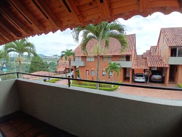 VENTA DE CASA SECTOR AVENIDA SUR
