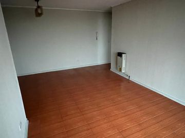 COMODO DEPARTAMENTO UBICADO EN QUINTA NORMAL , 3D , 1B , BODEGA