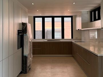 Beautiful Brand New Modern House For Sale in Capitol Homes Quezon City