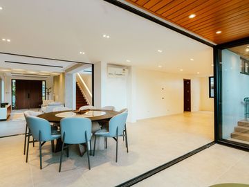 Beautiful Brand New Modern House For Sale in Capitol Homes Quezon City