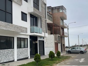 REMATO TERRENO CON UNA ESPECTACULAR VISTA AL MAR EN URB. SOL DE TRUJILLO  ETAPA  I