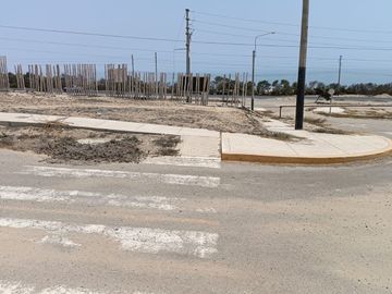 REMATO TERRENO CON UNA ESPECTACULAR VISTA AL MAR EN URB. SOL DE TRUJILLO  ETAPA  I