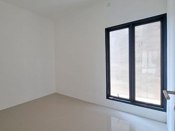 Rumah Baru Siap Huni Cawang Kramat Jati Dekat Stasiun Dekat Mall Kalibata Nego