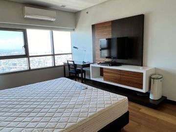 FOR SALE: Fully Furnished  3BR with balcony in The Residences at Greenbelt Makati!