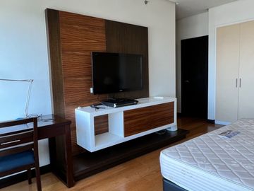 FOR SALE: Fully Furnished  3BR with balcony in The Residences at Greenbelt Makati!