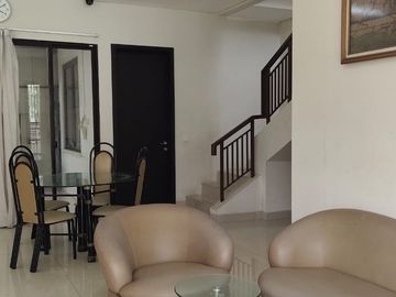 Disewakan Rumah Ilustria The Eminent BSD City Tangerang Fully Furnished Siap Huni