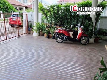หมู่บ้าน ชวนชื่น - วัชรพล ซ.รามอินทรา 65 บ้านเดี่ยว 55.3 ตรว. ท่าแร้ง บางเขน