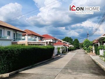 หมู่บ้าน ชวนชื่น - วัชรพล ซ.รามอินทรา 65 บ้านเดี่ยว 55.3 ตรว. ท่าแร้ง บางเขน