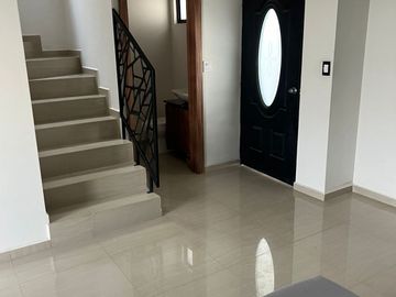 EXCELENTE CASA 🏡 EN PACHUCA 3 RECAMARAS 2 BAÑOS TODO EN PRIVADA CON AMENIDADES Y METRO DE SEPARACIÓN!