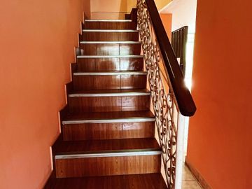 SE VENDE GRAN CASA CON COCHERA - EN ZONA SEGURA DE CARABAYLLO